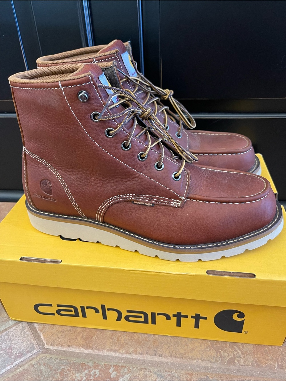 Men’s Steel toe work boots!
